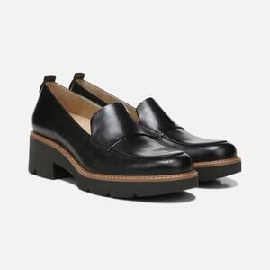 Naturalizer Women's 8.5W Black Leather Darry Lug Sole Loafer Block Heel OS8-22